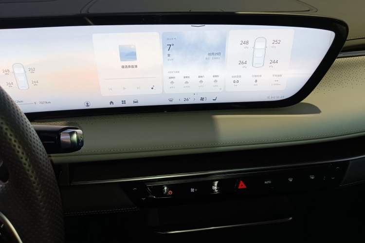 Used Buick GL8 2025 Lu Zun Deluxe Edition