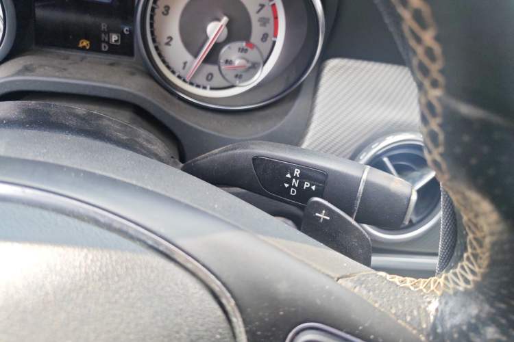 Used Mercedes-Benz GLA 2016 GLA 200 Sport Edition Gear Lever