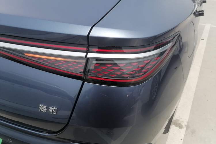 Used BYD Seal 2023 DM-i 1.5T 121km Prestige Model
