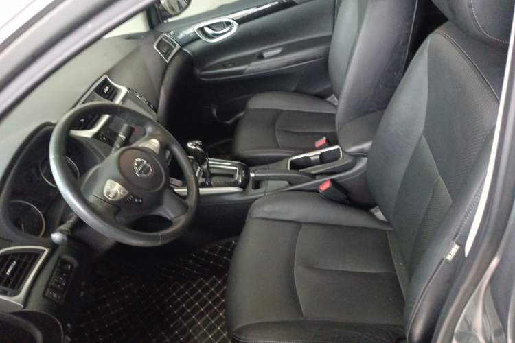 Used Nissan Sylphy 2019 1.6XV CVT Smart Connect Luxury Edition China VI Standard Left Front Seat