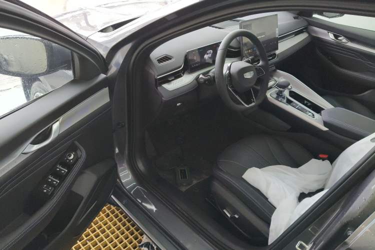 Used Geely Auto Preface 2025 Dongfang Yao 1.5TD Kunlun Edition