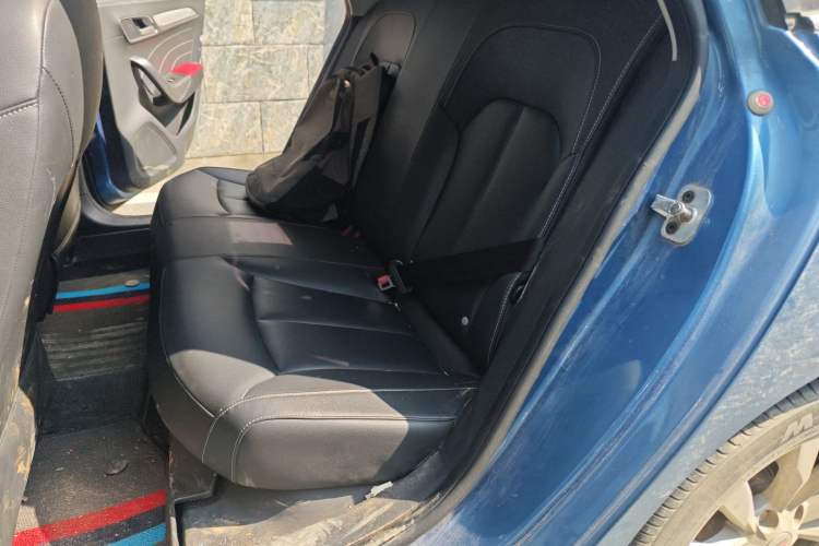 Used Roewe i6 New Energy 2017 45T Hybrid Connect & Smart Enjoyment Edition
