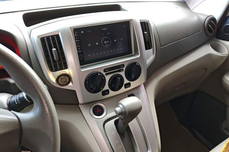 Used Nissan NV200 2018 1.6L CVT Luxury Model
