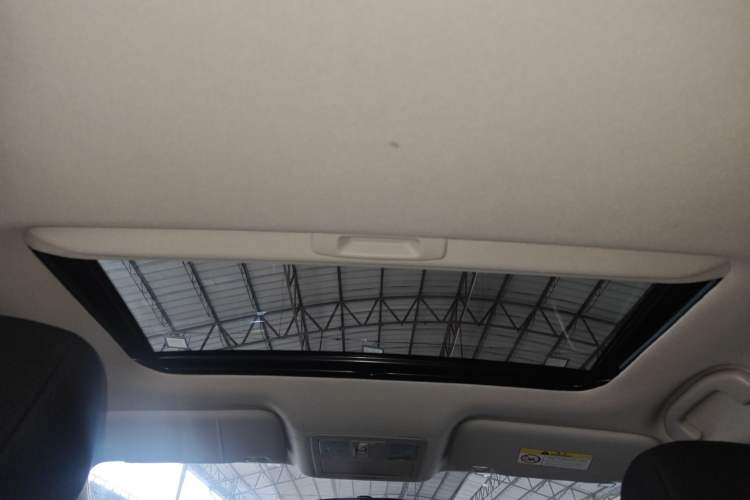 Used Nissan Lannia 2020 1.6L CVT Smart Connect Smart Cool Edition
