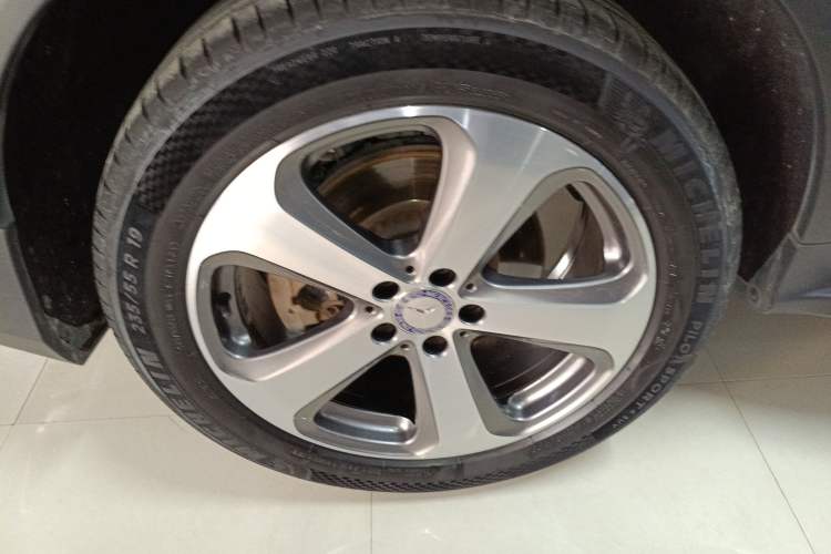 Used Mercedes-Benz GLC 2017 GLC 260 4MATIC Luxury Model