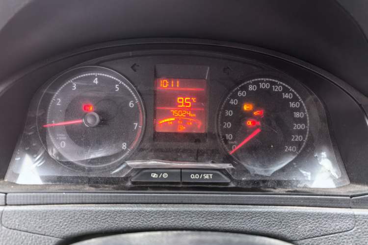 Used Volkswagen Santana 2016 1.6L Manual Fashion Edition
