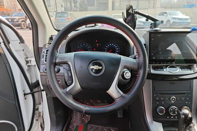 Used Chevrolet Captiva 2014 2.4L Two-Wheel Drive Urban Version 7 Seats