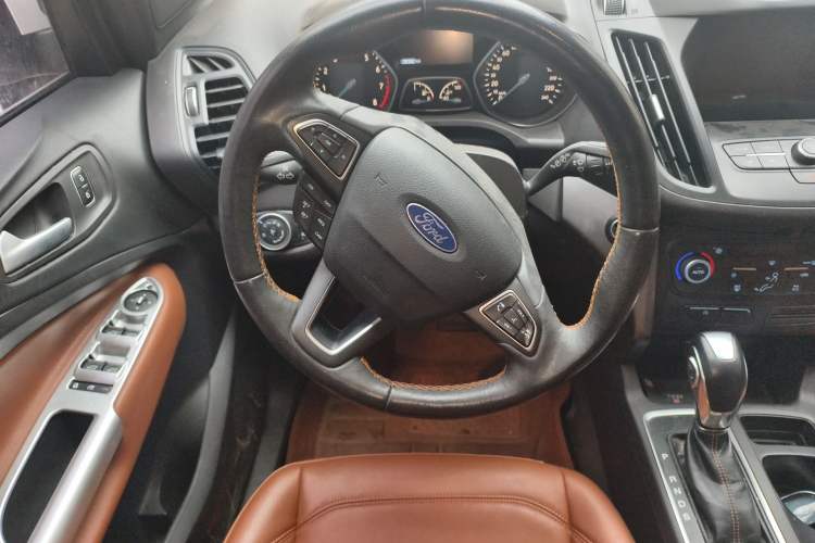 Used Ford Kuga 2018 EcoBoost 180 Two-Wheel-Drive Cognac Special Edition