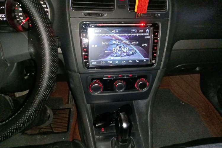 Used Volkswagen Golf 2012 1.6L Automatic Fashion Model