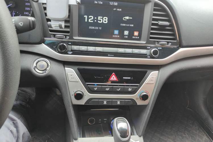 Used Hyundai Elantra (6th Generation / Lingdong) 2016 1.6L Automatic ZhiXuan – Elite Version
