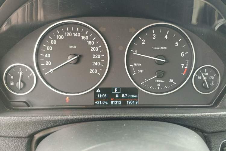 Used BMW 3 Series 2017 318i Fashion Model