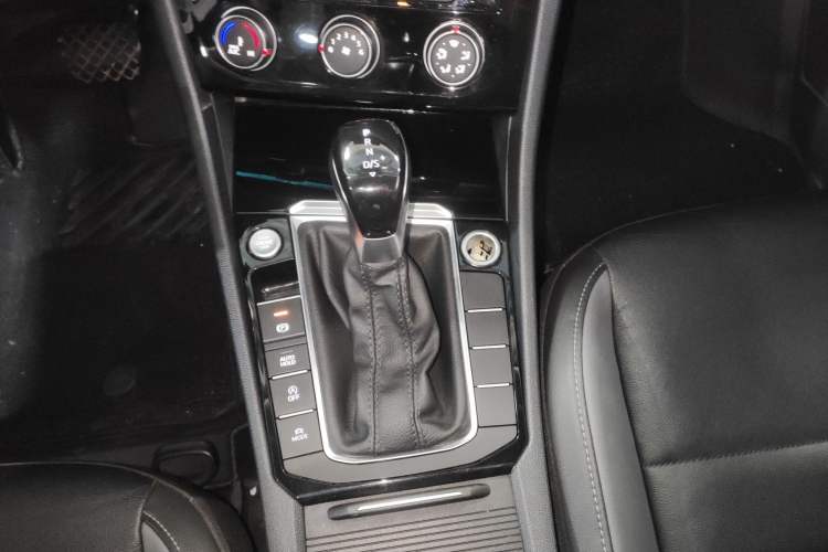 Used Volkswagen Sagitar 2022 280TSI DSG Excellence Edition