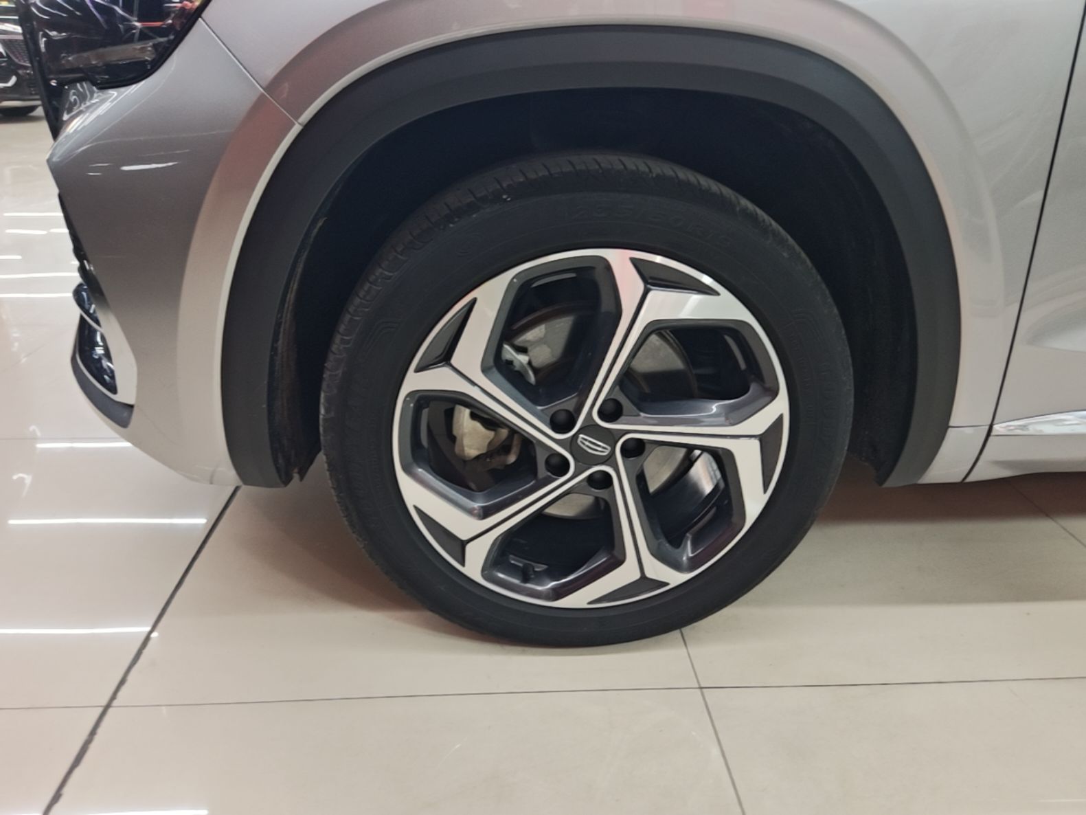 Geely Auto Monjaro L 2021 2.0TD DCT EVO Two-Wheel Drive Prestige Version — снимка 10