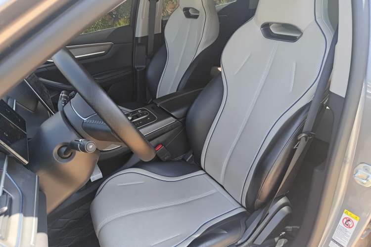 Used BYD Destroyer 05 2024 HONOR Edition DM-i 55KM Luxury Model
