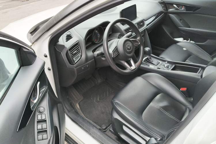 Used Mazda CX-4 2020 2.0L Automatic Two-Wheel Drive Blue Sky Dynamic Edition
