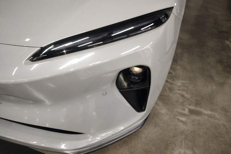 Used Nio ET5T 2024 75kWh Touring Left Front Headlight