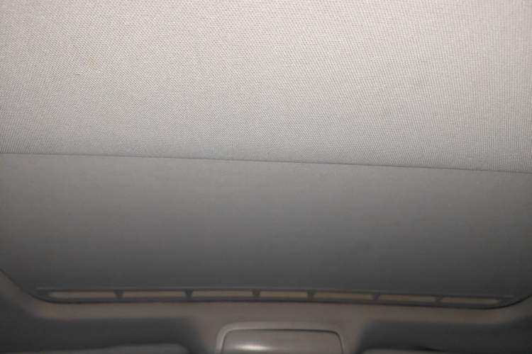 Used Volkswagen Sagitar 2012 1.4TSI Automatic Luxury Edition Headliner