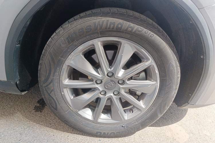 Used Geely Auto Jiajie 2021 1.8TD DCT Comfort Model Right Front Wheel Hub