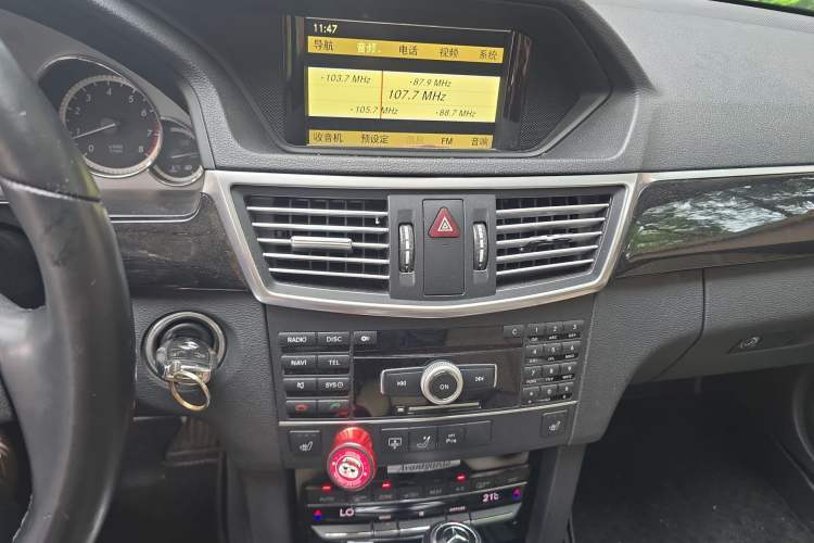 Used Mercedes-Benz E-Class 2011 E 260 L CGI Fashion Model
