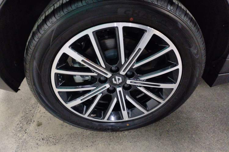 Used Leapmotor B10 2025 510 LiDAR Version Right Rear Wheel Hub