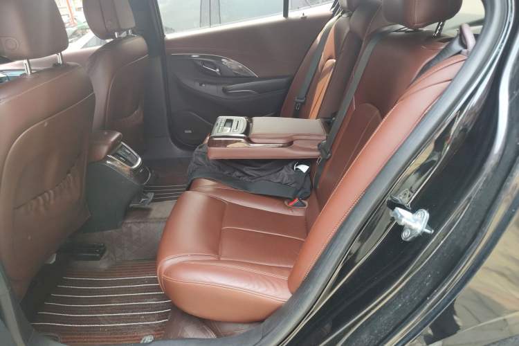 Used Buick LaCrosse 2013 2.4L SIDI Luxury Comfort Edition Left Rear Seat