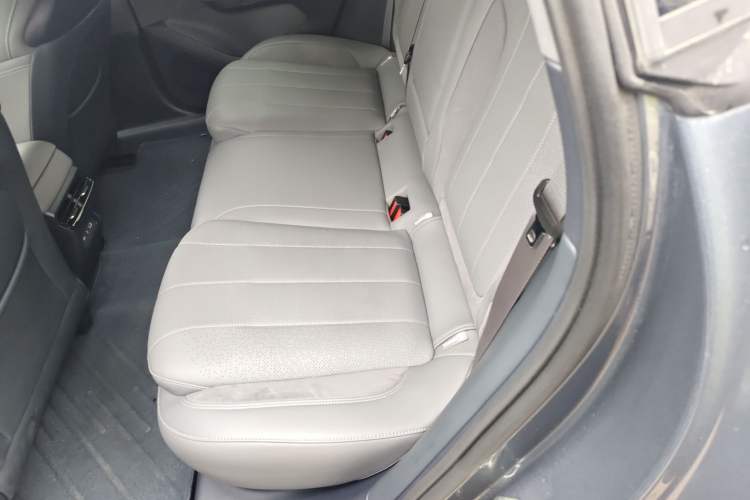 Used Lynk & Co 07 2024 EM-P 126 Long-Range Ultra Left Rear Seat