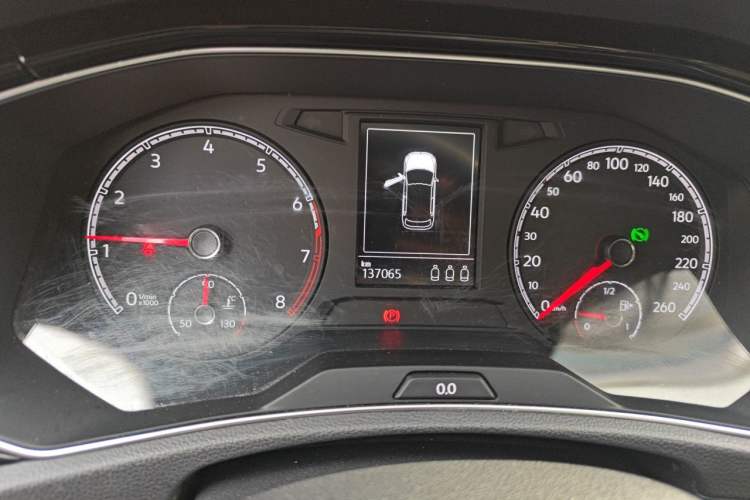 Used Volkswagen T-ROC 2019 280TSI DSG Two-Wheel-Drive Luxury Version China V Emission Standard