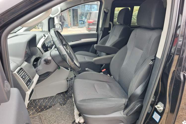 Used JAC Refine M4 2017 1.9T Diesel Manual Comfort Model