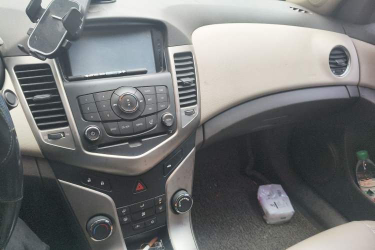 Used Chevrolet Cruze 2015 1.5L Classic SL MT