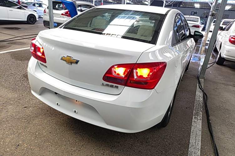 Used Chevrolet Cruze 2015 1.5L Classic SL MT