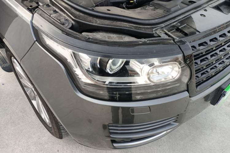 Used Land Rover Range 2015 3.0 SC V6 Vogue Right Front Headlight