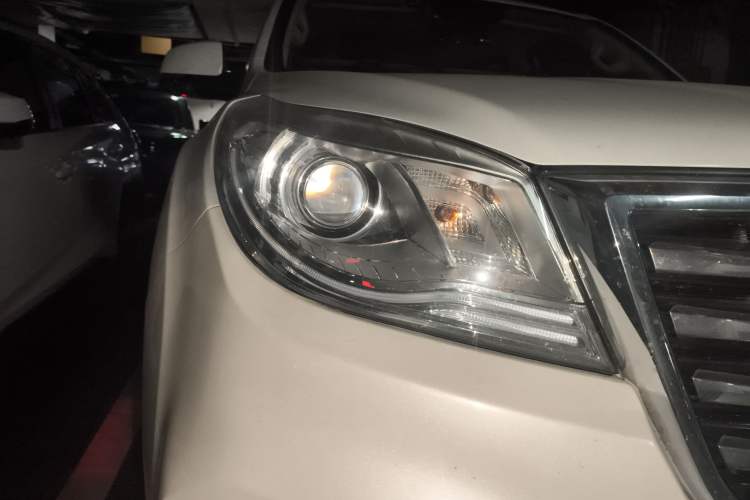 Used Haval H9 2017 2.0T Gasoline 4x4 Comfort Edition 5 Seats
