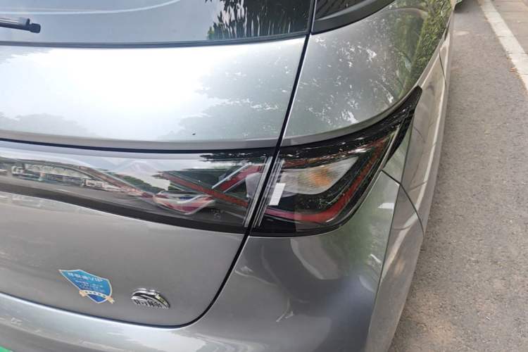 Used BYD Dolphin 2023 420 km Fashion Edition
