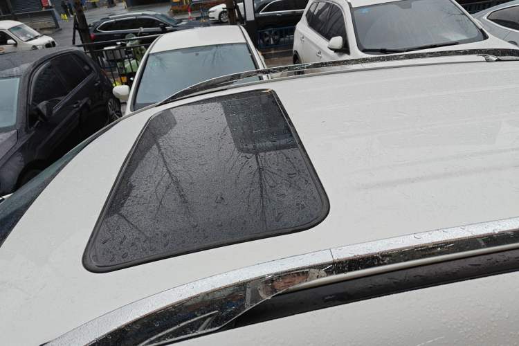 Used Kia Sportage R 2014 2.0L Automatic Two-Wheel Drive GLS Trim