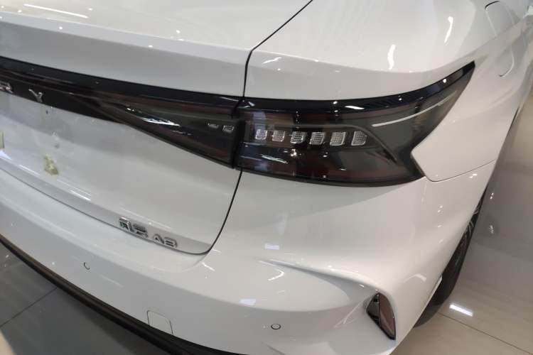 Used Chery Fengyun A8 2024 127 Far Voyage Luxury Edition Right Rear Taillight