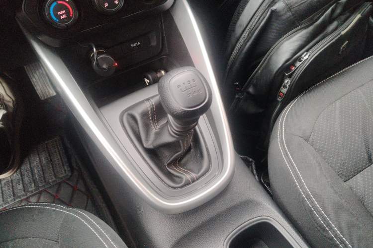 Used Baojun 510 2019 1.5L Manual Jingxiang Model China V Emission Standard