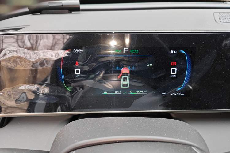 Used BYD Qin L 2024 DM-i 80KM Leading Model
