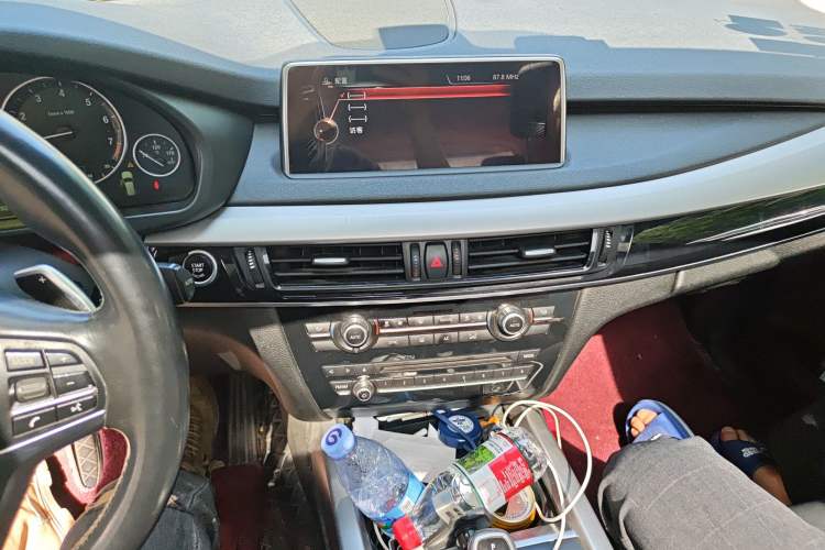 Used BMW X5  Audio And AC Panel