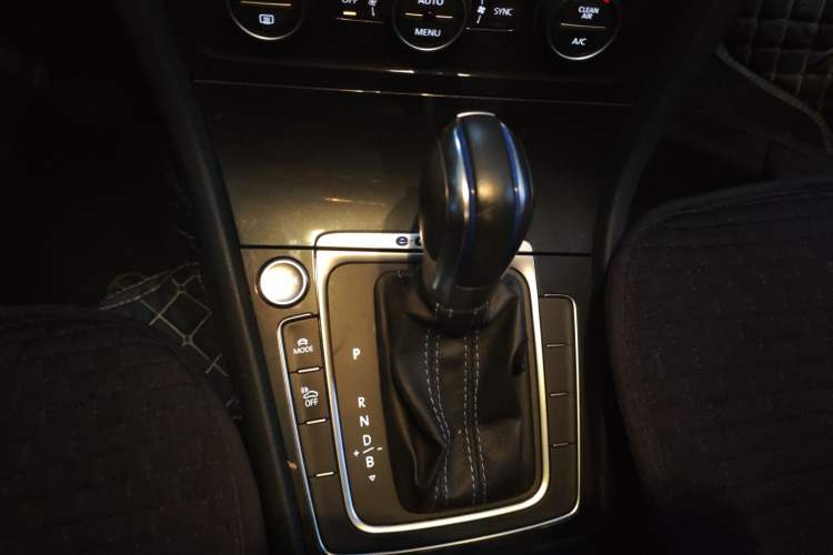 Used Volkswagen Golf Pure Electric 2020 Chari
