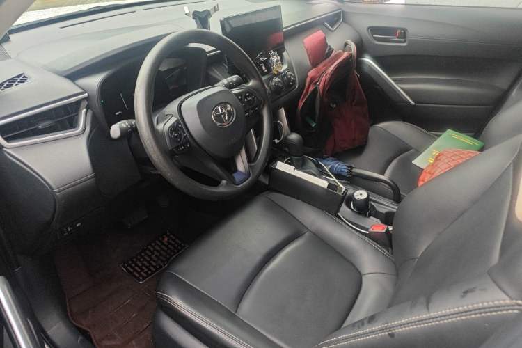 Used Toyota Corolla Cross 2024 2.0L Pioneer Edition
