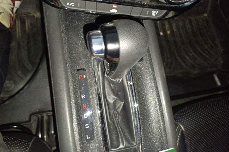 Used Honda Vezel 2020 1.5L CVT Elite Edition
