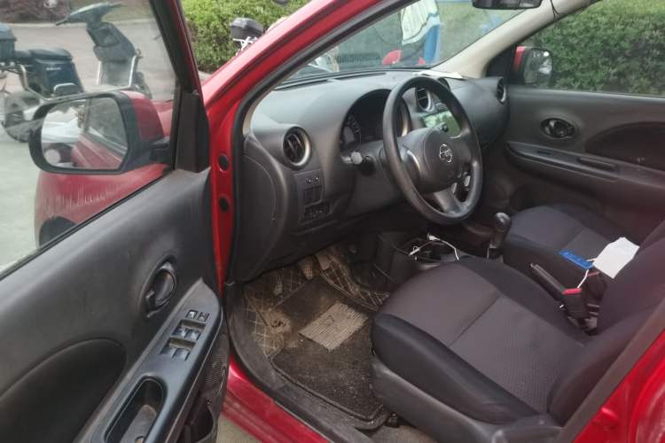 Used Nissan March 2010 1.5L Manual E-Xuan Edition Driver Seat