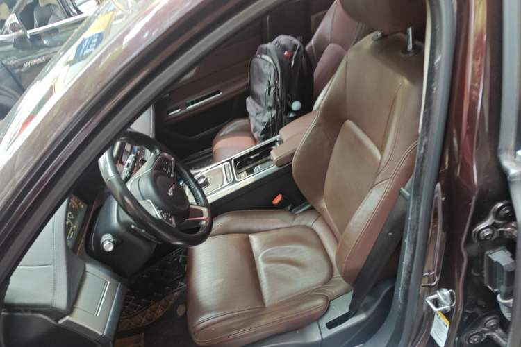 Used Jaguar XFL 2018 XFL 2.0T 250 PS Luxury Edition Left Front Seat