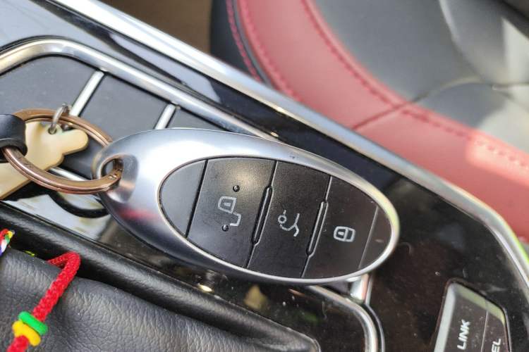 Used Bestune T33 2021 1.2T DCT Luxury Model Vehicle Key