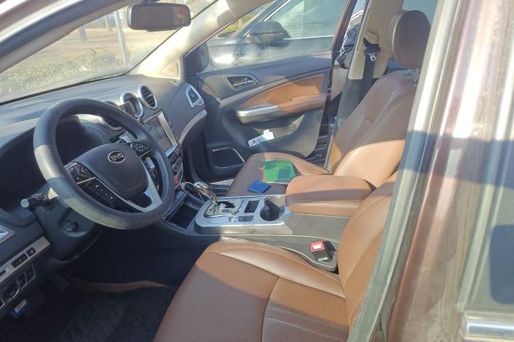 Used BYD S7 2015 2.0T Upgraded Automatic Flagship Version