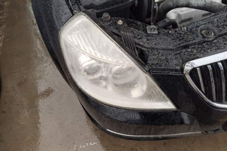 Used Buick Excelle 2011 1.6 LE-MT Right Front Headlight