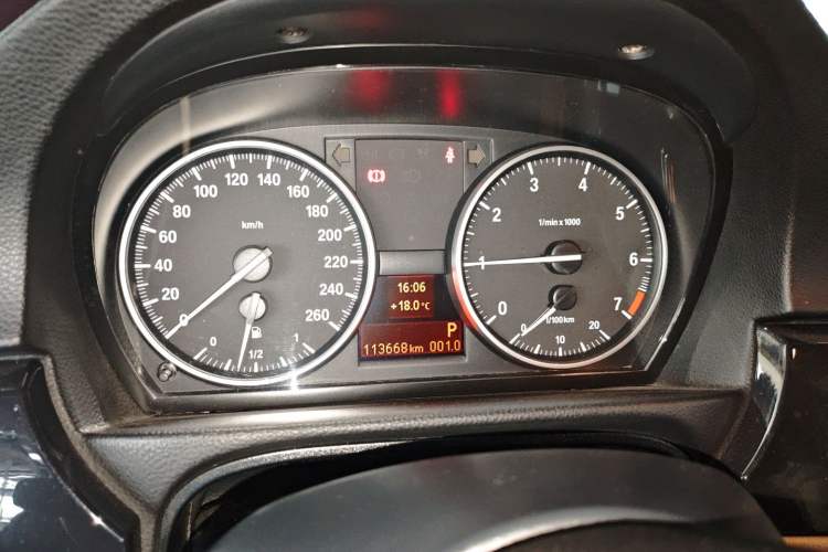 Used BMW 3 Series 2009 320i two-door coupe Instrument Cluster