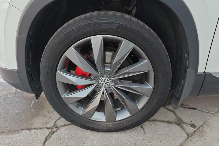 Used Volkswagen Tayron 2020 330TSI Two-Wheel Drive Luxury Smart Connectivity Version