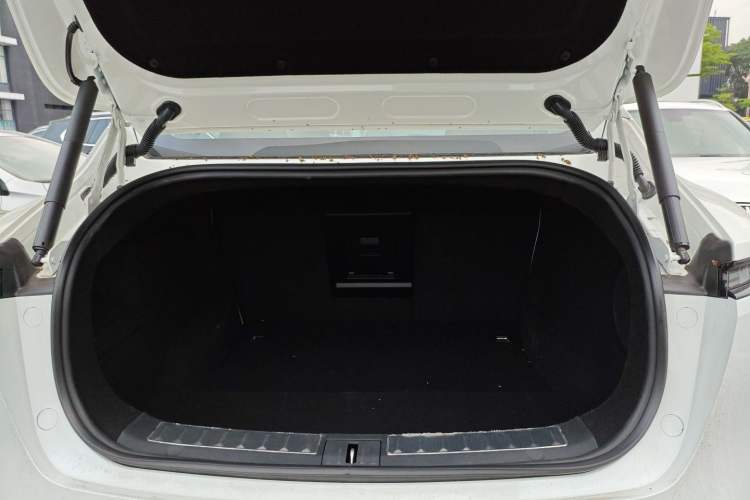 Used Avatr 11 2025 Max All-Electric Four-Wheel Drive Trunk