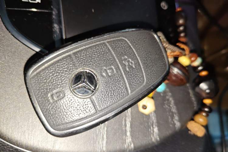 Used Mercedes-Benz E-Class New Energy 2022 E 350 e L Plug-in Hybrid Sedan